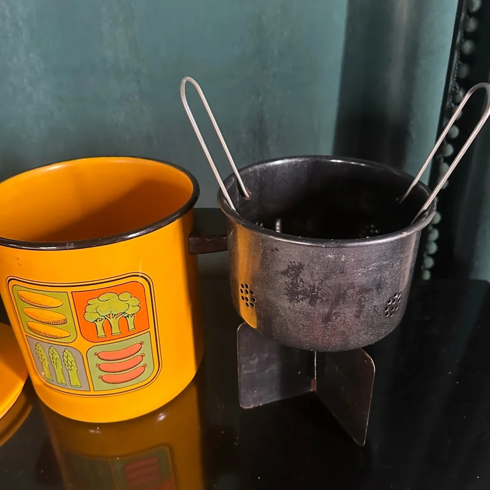 Vintage MCM Enamelware Vegetable Stock Pot Enamel Yellow Corn Asparagus Broccoli